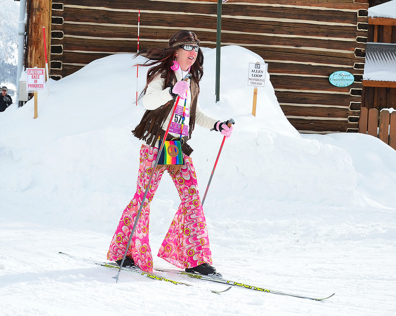 tenues de ski insolites : le hippie