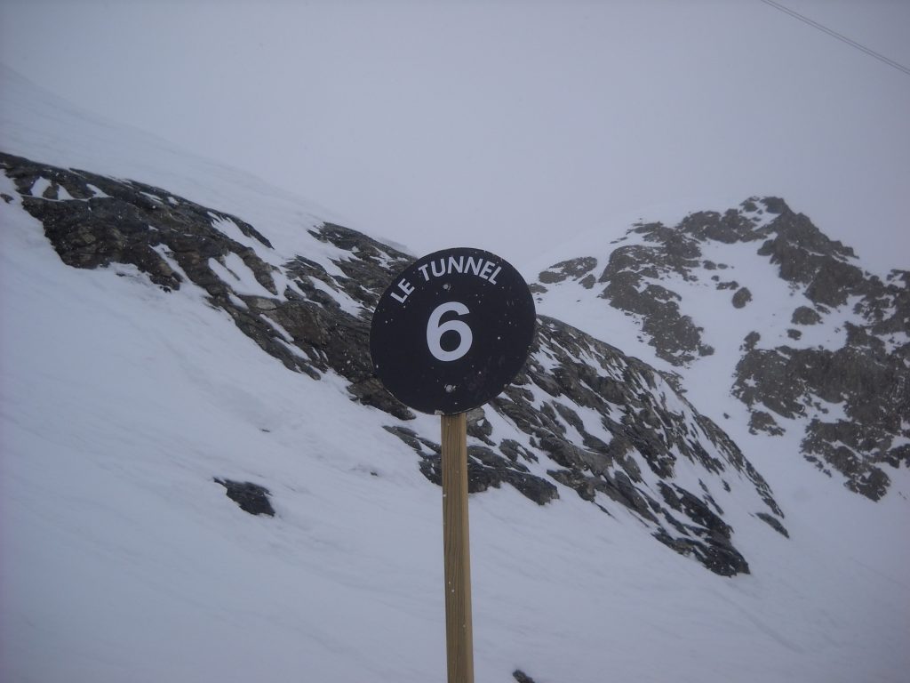 Panneau de la piste de ski "le tunnel" Alpes d'Huez